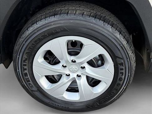 Used 2024 Toyota RAV4 LE image 8