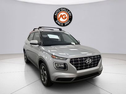 Used 2025 Hyundai Venue SEL