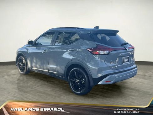Used 2021 Nissan Kicks SR w/ SR Premium Package image 4