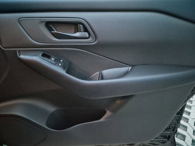 Certified 2025 Nissan Rogue S AWD/4WD image 10