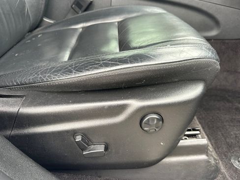 Used 2018 Jeep Grand Cherokee Limited image 23