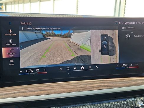 Used 2024 BMW X7 xDrive40i image 17