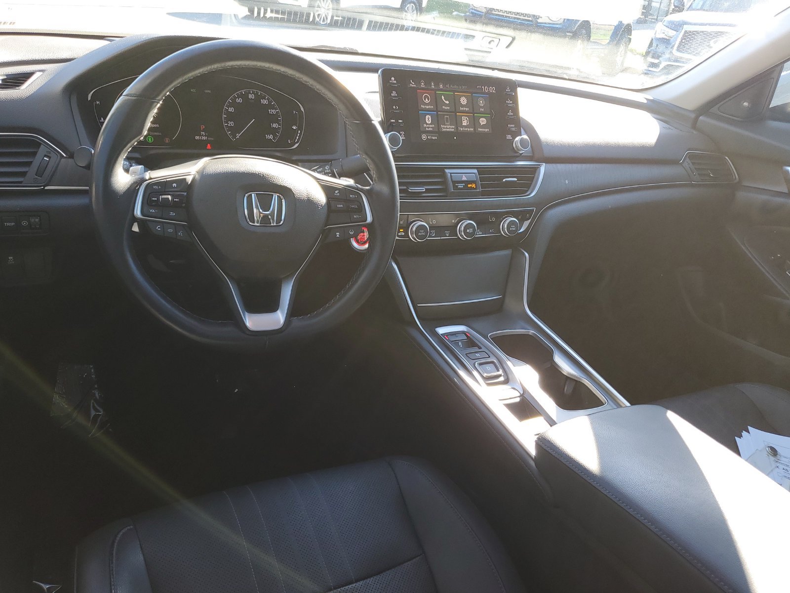 Used 2018 Honda Accord Touring image 10