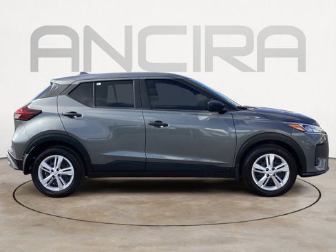 Used 2024 Nissan Kicks S FWD image 15