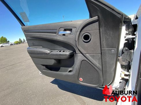 Used 2015 Chrysler 300 S RWD image 30
