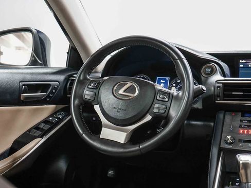 Used 2019 Lexus IS 300 w/ Navigation Package RWD image 15