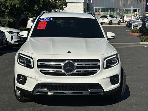 Used 2021 Mercedes-Benz GLB 250 image 2