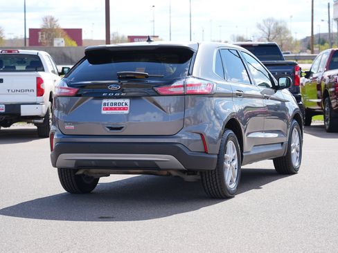 Used 2022 Ford Edge SEL AWD/4WD image 3
