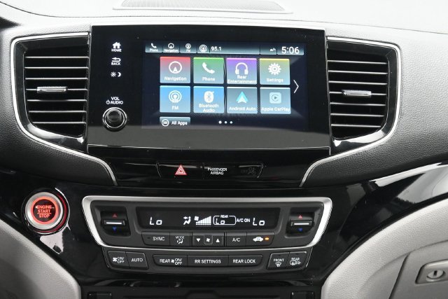 Used 2022 Honda Pilot Touring image 25