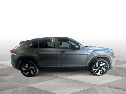 Used 2025 Volkswagen Atlas Cross Sport SEL AWD/4WD image 9