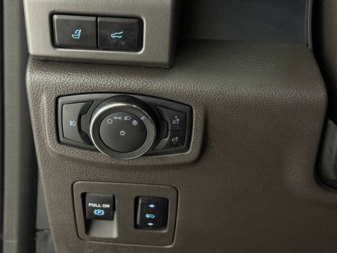 Used 2018 Ford Expedition XLT w/ Equipment Group 202A RWD image 67