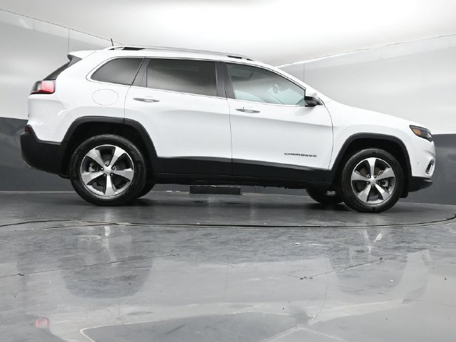 Used 2021 Jeep Cherokee Limited w/ Trailer Tow Group AWD/4WD image 40