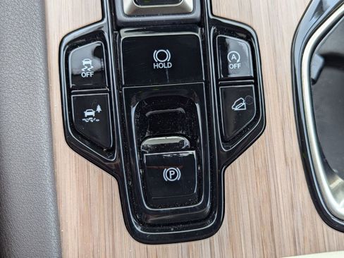 Certified 2025 Lexus RX 350 w/ Luxury Package image 33