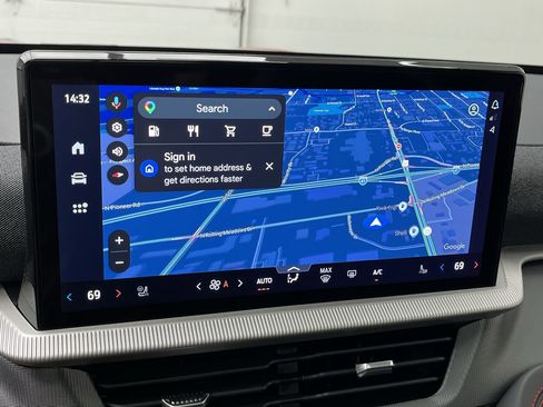 New 2026 Ford Explorer ST-Line w/ ST-Line Street Pack AWD/4WD image 5