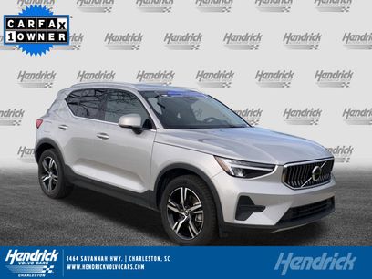 Used 2025 Volvo XC40 B5 Core