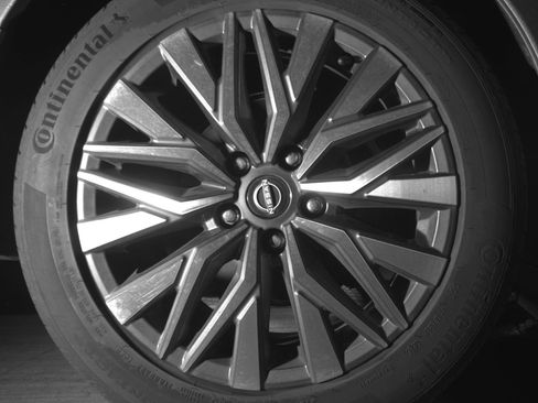 Used 2025 Nissan Altima 2.5 SV image 15