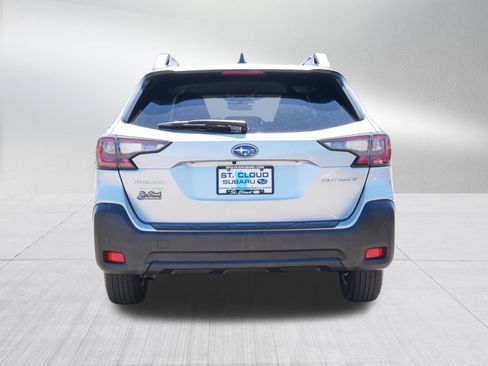 Certified 2024 Subaru Outback Premium AWD/4WD image 6