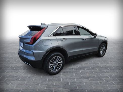 Certified 2025 Cadillac XT4 Premium Luxury image 4