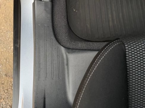 Used 2017 Subaru Outback 2.5i Premium AWD/4WD image 37