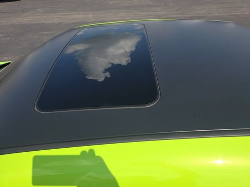 Used 2023 Dodge Challenger SRT Hellcat RWD image 9