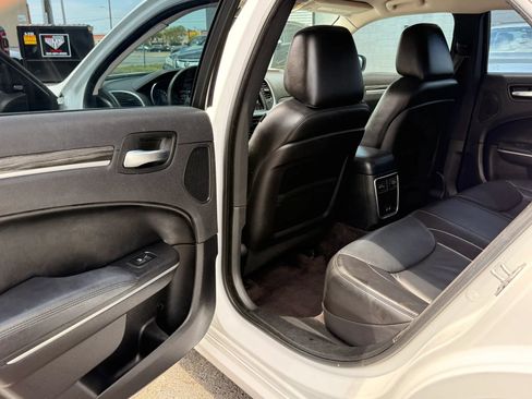 Used 2019 Chrysler 300 Touring L w/ Quick Order Package 22F RWD image 11