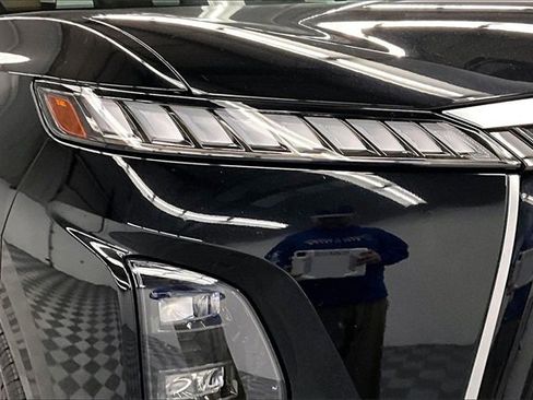 Used 2025 INFINITI QX80 Sensory image 34