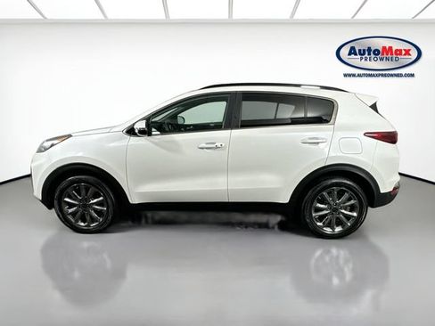 Used 2021 Kia Sportage S w/ S AWD Premium Package image 9