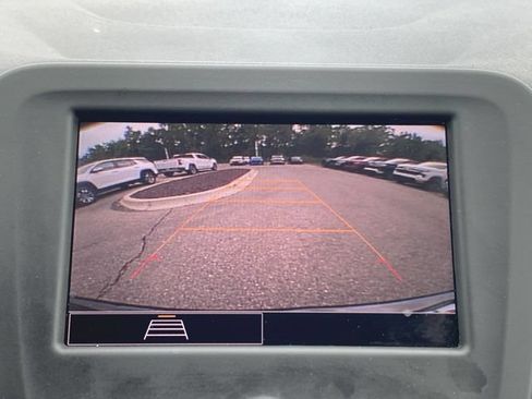 Used 2024 Chevrolet Equinox LT FWD image 14