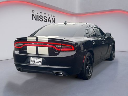 Used 2016 Dodge Charger R/T image 5