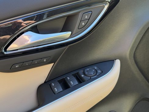 New 2026 Buick Envision Preferred image 12