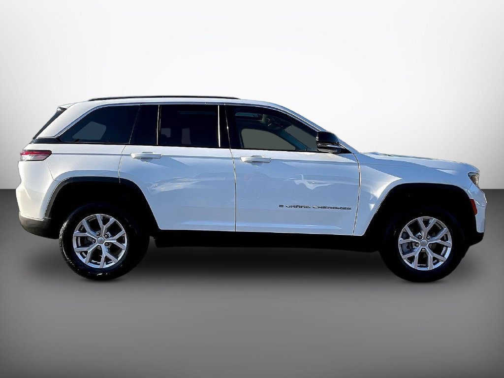 Used 2022 Jeep Grand Cherokee Limited AWD/4WD image 8