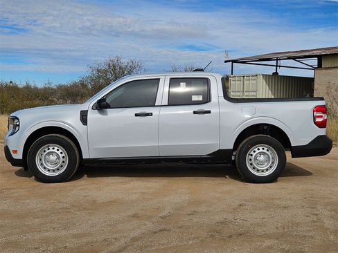 New 2026 Ford Maverick XL image 9