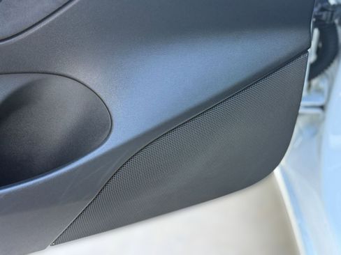 Used 2023 Tesla Model 3 Standard Range image 18