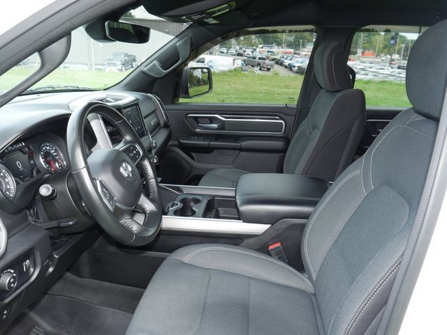 Used 2022 RAM 1500 Big Horn AWD/4WD image 2