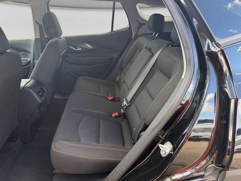 Used 2024 GMC Terrain SLE AWD/4WD image 33