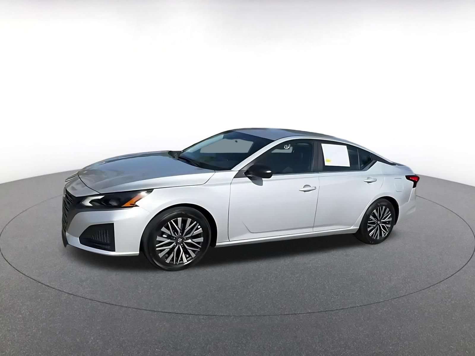 Used 2026 Nissan Altima 2.5 SV FWD image 7