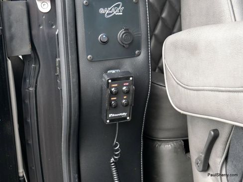 Used 2023 RAM ProMaster 2500 w/ Driver Convenience Group image 21