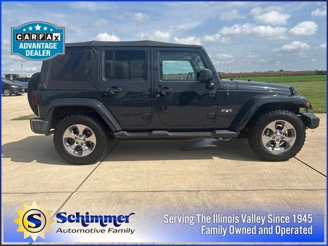 Used 2016 Jeep Wrangler Unlimited Sahara w/ Connectivity Group AWD/4WD image 1