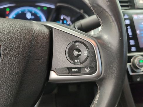 Used 2016 Honda Civic Touring image 17