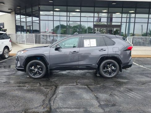 Used 2020 Toyota RAV4 XSE AWD/4WD image 5