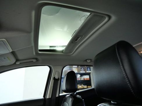 Certified 2018 Ford EcoSport Titanium AWD/4WD image 19