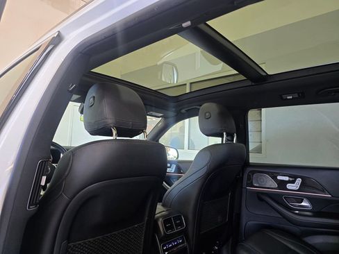 Used 2022 Mercedes-Benz GLS 450 4MATIC image 28