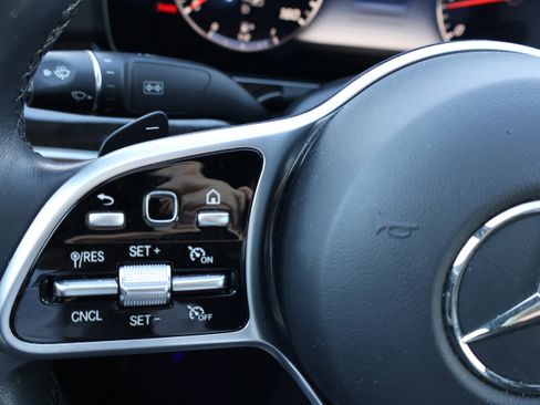 Certified 2020 Mercedes-Benz E 350 Sedan image 32