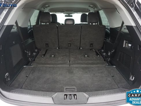 Used 2023 Ford Explorer Limited image 18