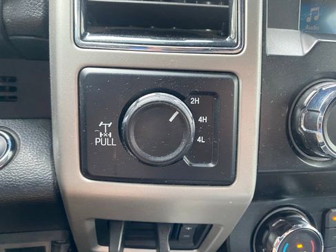 Used 2019 Ford F250 Lariat w/ Lariat Ultimate Package image 23