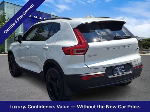 Certified 2024 Volvo XC40 B5 Plus w/ Protection Package Premier AWD/4WD image 5