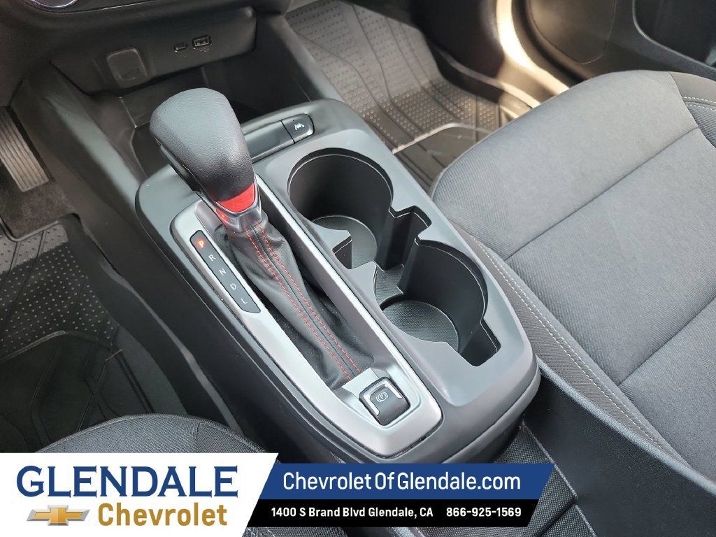 Used 2024 Chevrolet Trax RS w/ Driver Confidence Package FWD image 18
