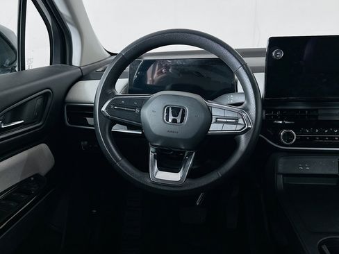 Used 2024 Honda Prologue EX image 18