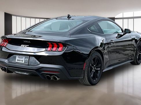 Used 2025 Ford Mustang GT RWD image 2