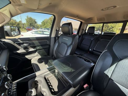 Used 2019 RAM 1500 Laramie AWD/4WD image 50